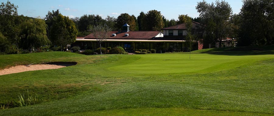 18th green and club house
